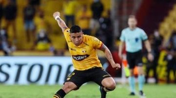 اغتيال لاعب برشلونة الإكوادوري بينيدا وزوجته في هجوم مسلح