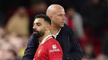 سلوت: كيف تجاوزت أزمتي مع محمد صلاح وتنتظره مباريات حاسمة مع منتخب مصر